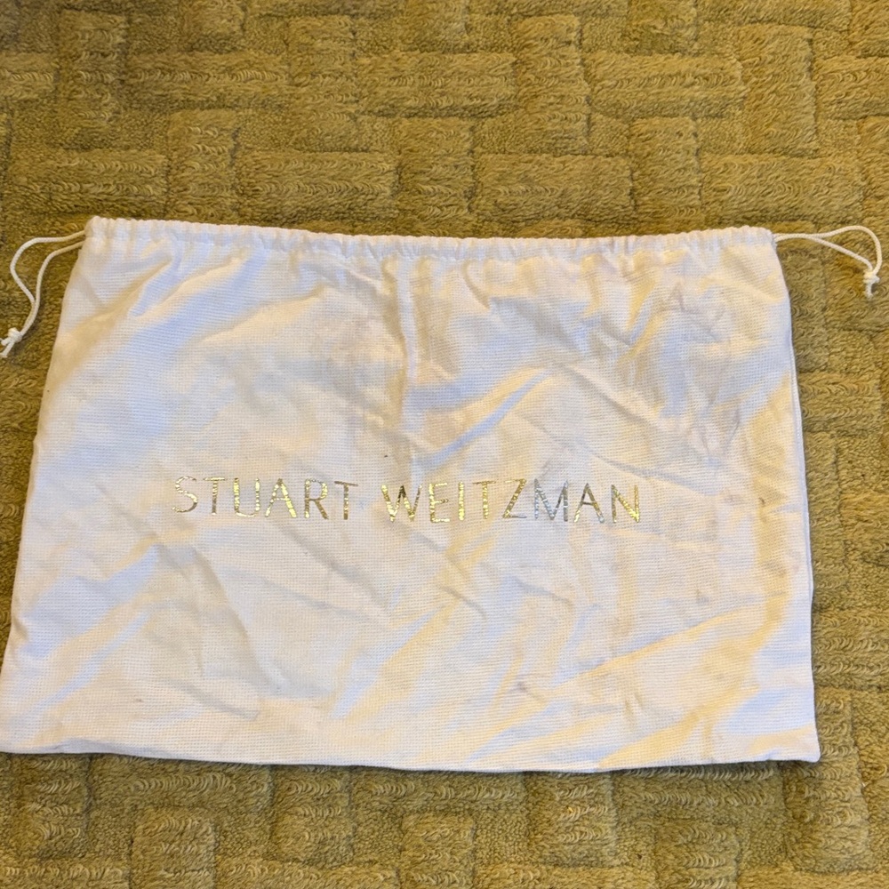 Stuart Weitzman White Drawstring Dust Bag with Gold Logo